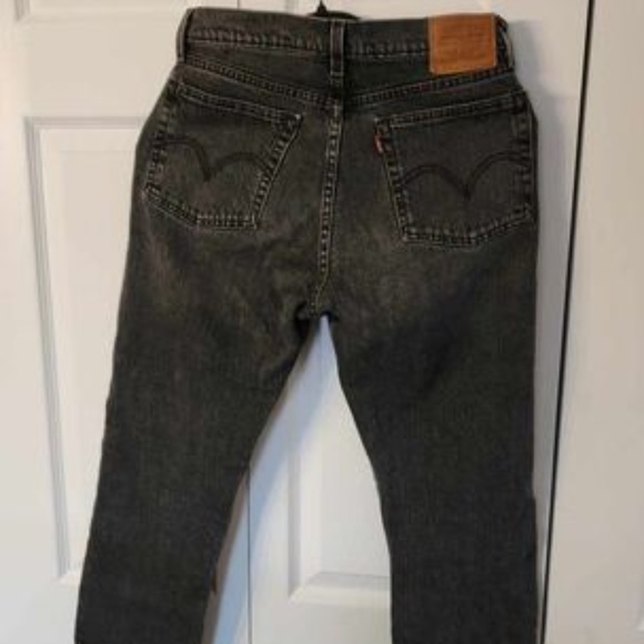 Levi's Wedgie Straight Leg 7/8th Jeans Size US 27 - Picture 1 of 4